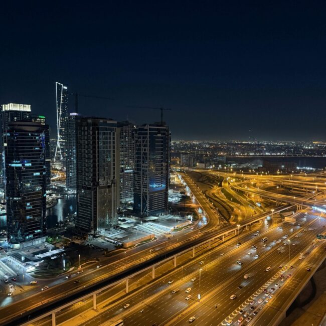 DUBAI 4N/5D – A Glimpse into Glamour and Culture